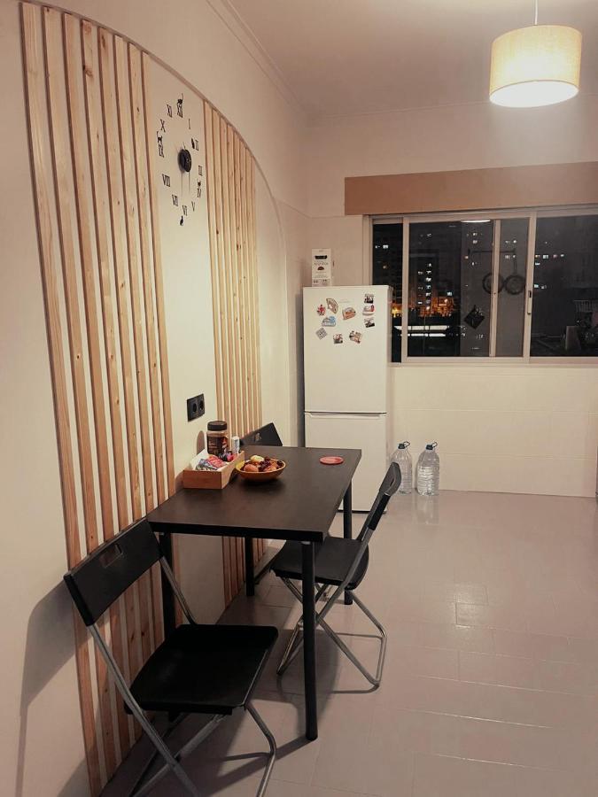 Rooms 10 Mins Walk From Train Station! Agualva-Cacem Luaran gambar